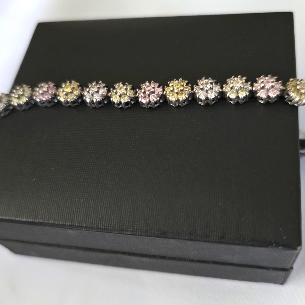 Elegant Floral Sterling Silver Bracelet